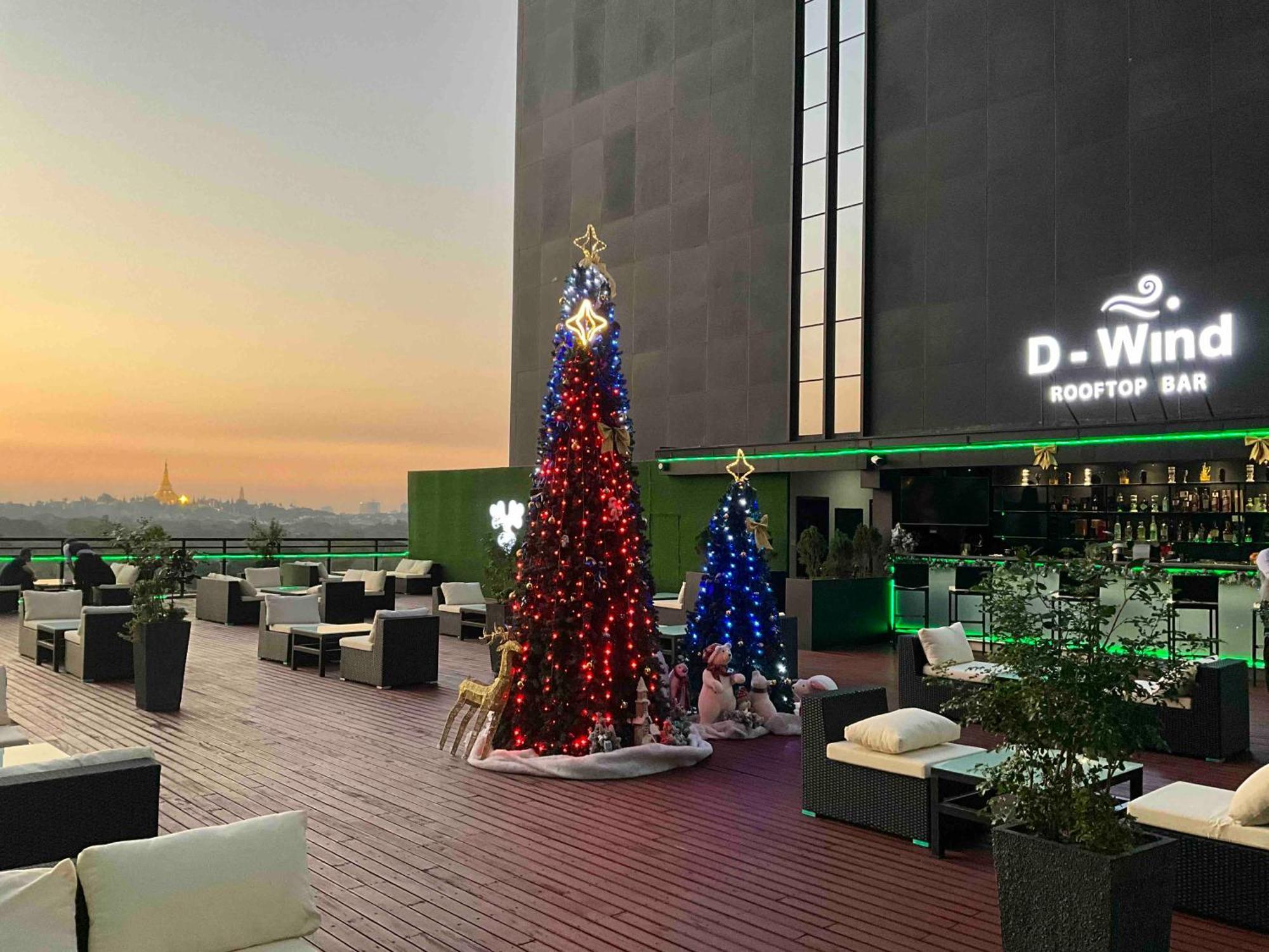 Wyndham Grand Yangon Hotel Eksteriør billede