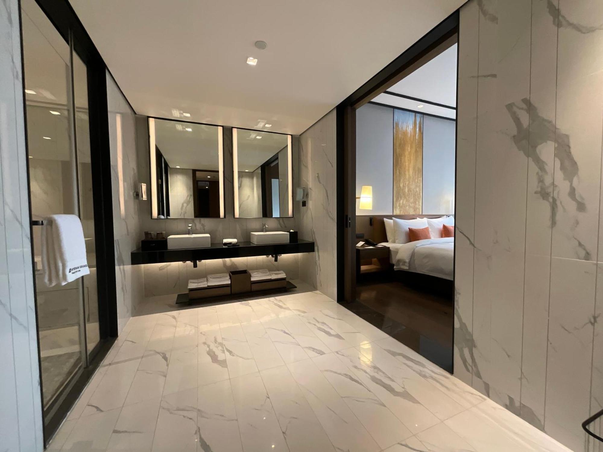 Wyndham Grand Yangon Hotel Eksteriør billede