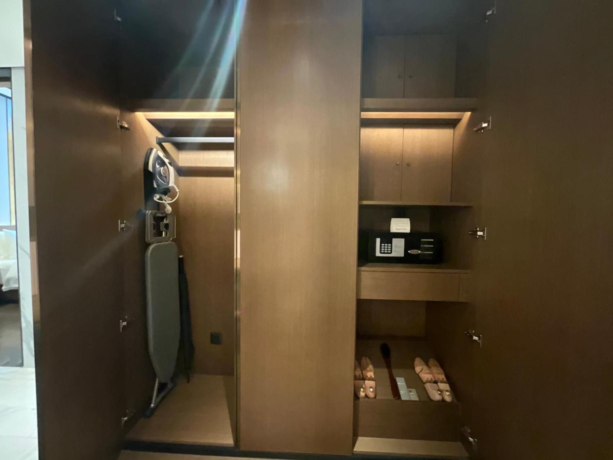Wyndham Grand Yangon Hotel Eksteriør billede