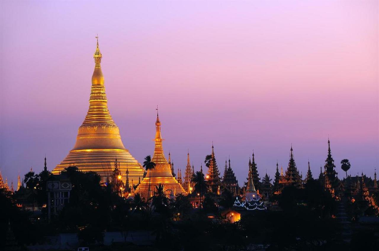 Wyndham Grand Yangon Hotel Eksteriør billede